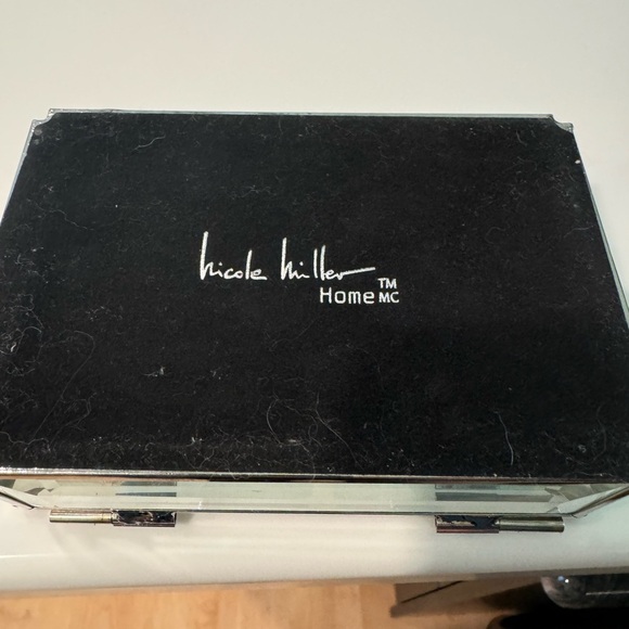 Nicole Miller Jewelry Trinket Box Beveled Glass Mirrored - Picture 6 of 11